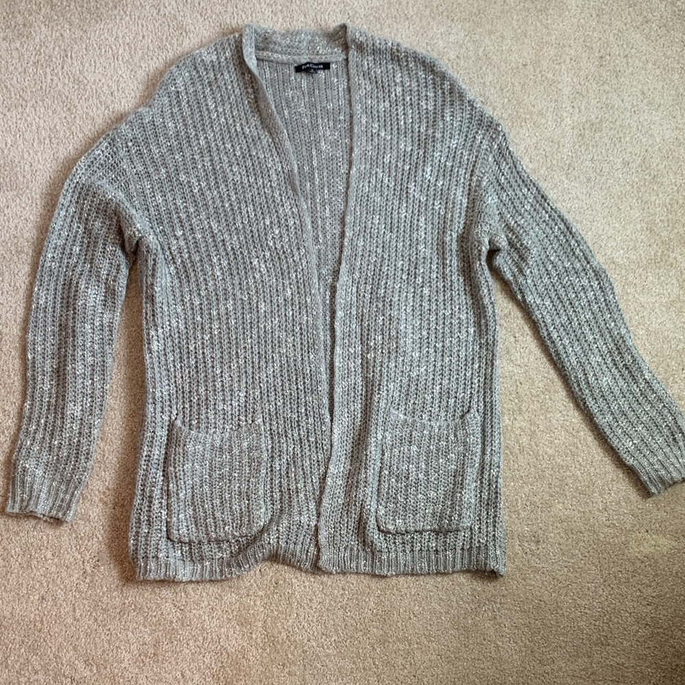 Pink Clover Light Gray Knit Cardigan